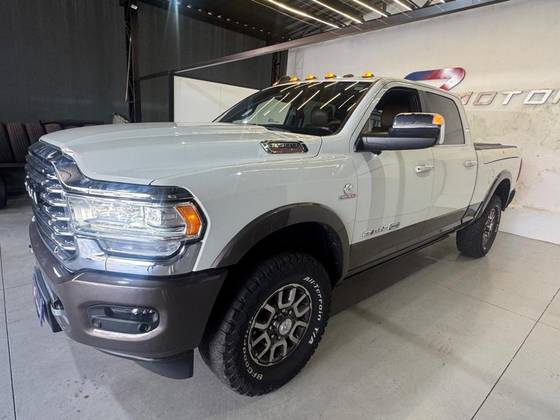 RAM 3500 6.7 I6 TURBO DIESEL LIMITED LONGHORN CD 4X4  AUTOMÁTICO